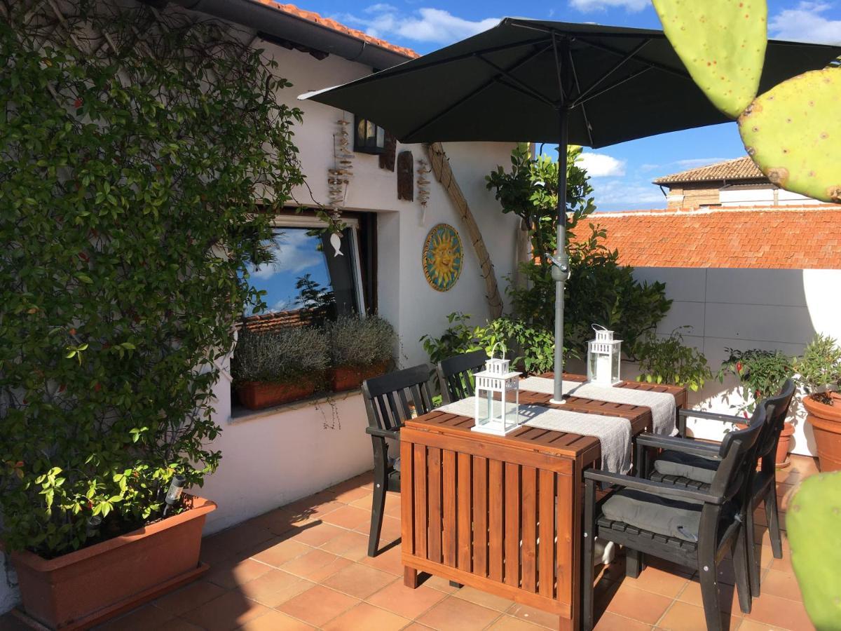 Bed and Breakfast La Terrazza Sui Tetti à Senigallia Extérieur photo